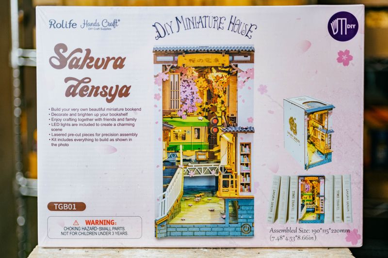 sakura densya booknook