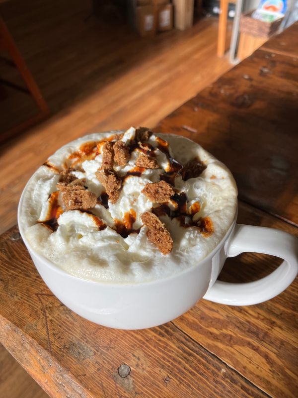 Ginger Molasses Cookie Latte