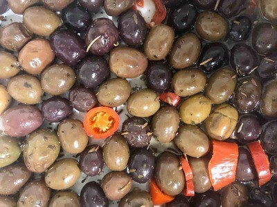 Olive rosate piccanti (vaschetta da circa 250gr)