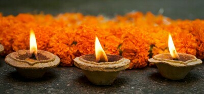 Panchagavya Desi Cow Dung Gobar Diya Deepam for Pooja  and Karthikai Deepam - Eco-Friendly 12pcs Kit