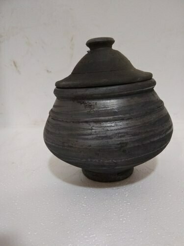 Black Mud / Clay Curd Pot