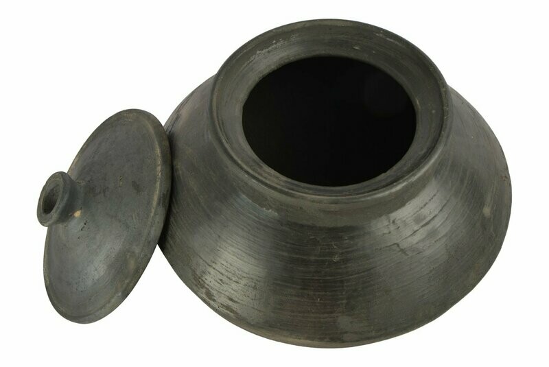 Mud Black / Vaghbhatt Clay Handi With Lid 4L 1 Piece