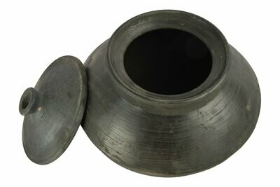Mud Black / Vaghbhatt Clay Handi With Lid 4L 1 Piece