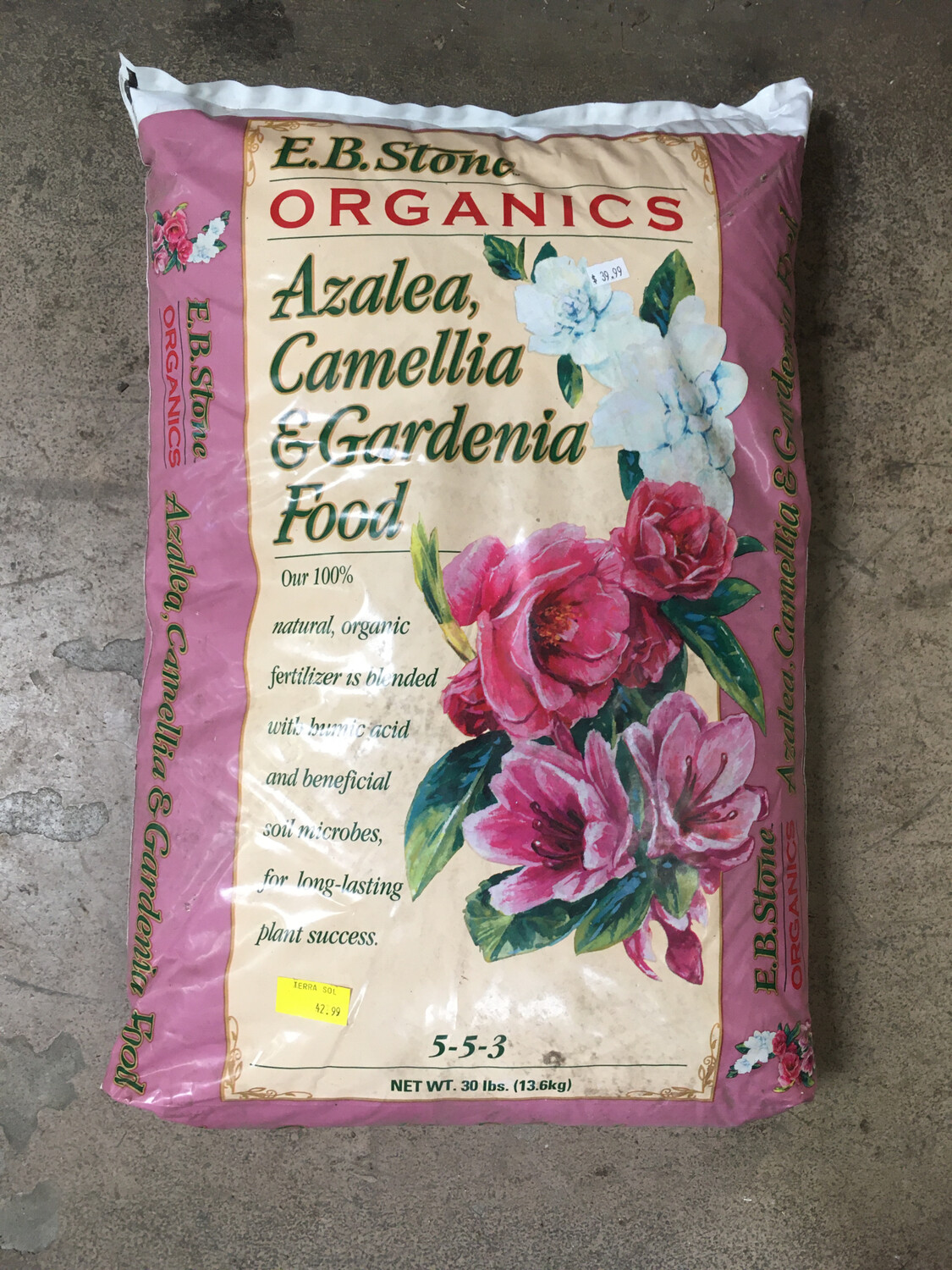 E.B Stone Azalea Camelia (30lbs) 5-5-3 