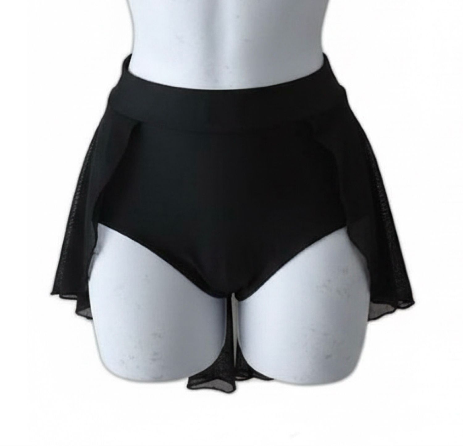 High Waisted Brief With Short 3/4 Skirt