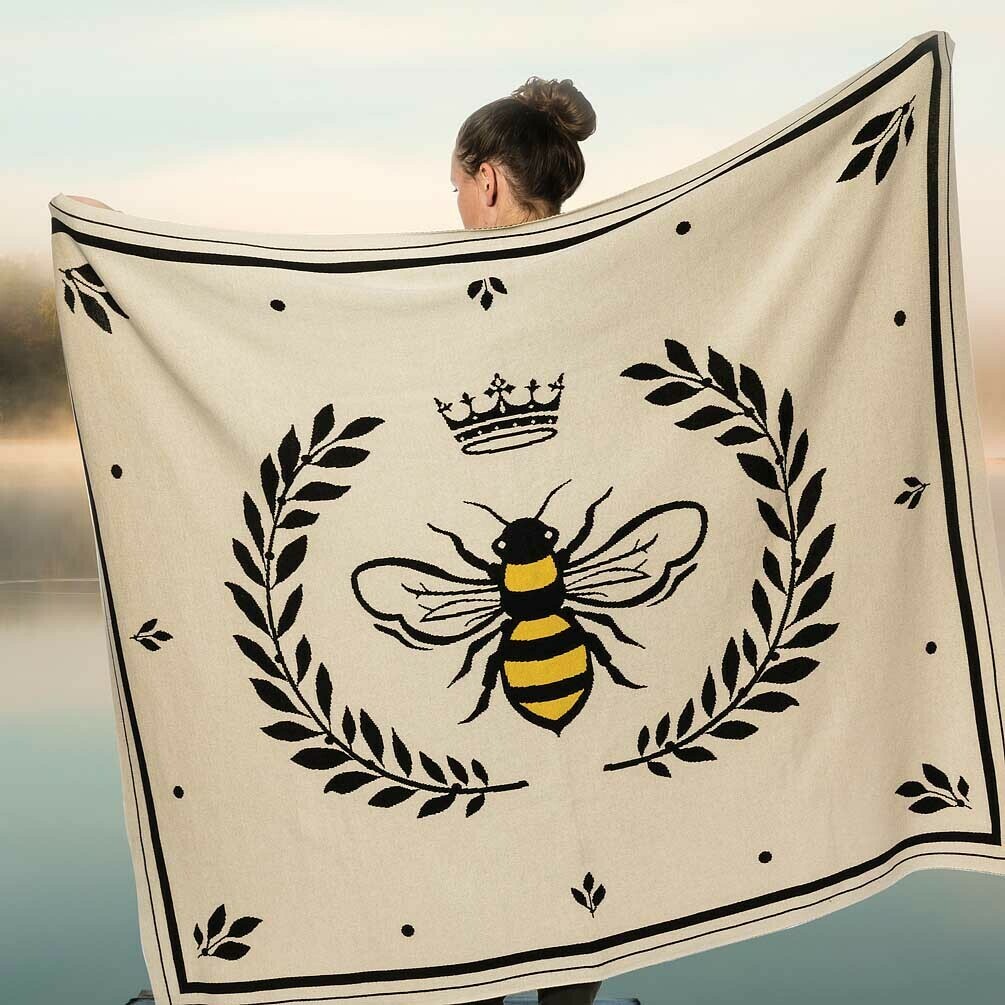 Bee In Crest Throw Blanket