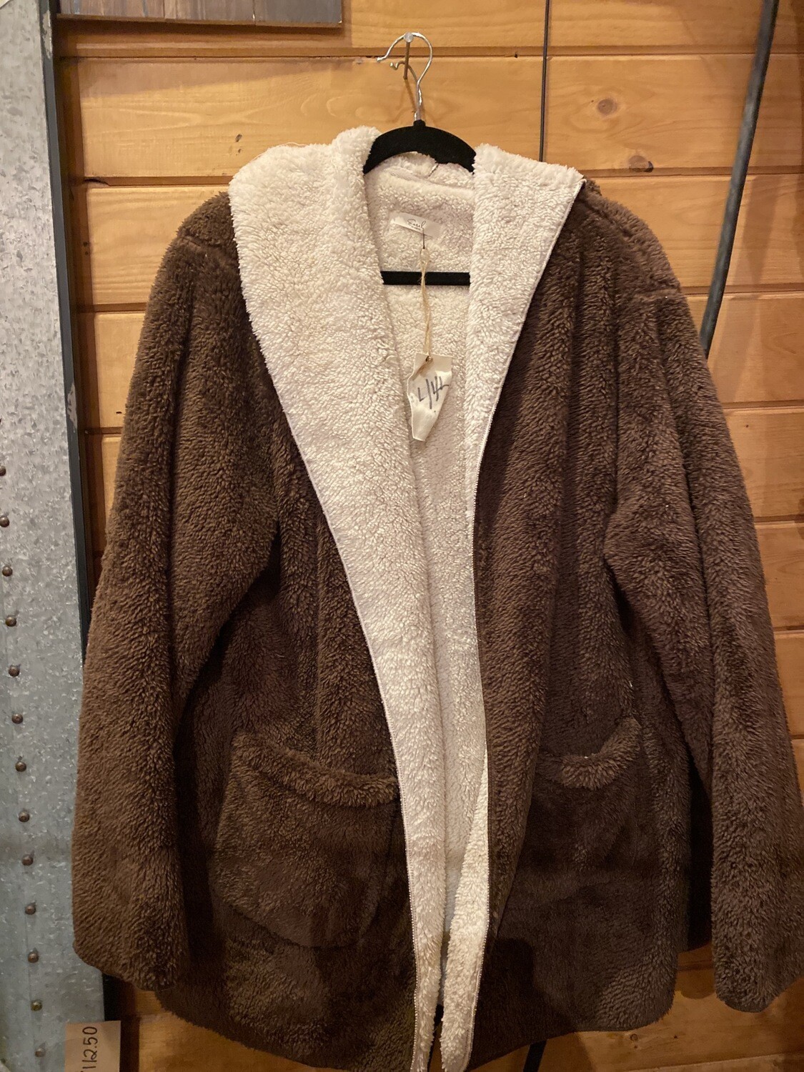 Fluffy Brown Sweater With Pockets Fluffy Brown Sweater With Pockets