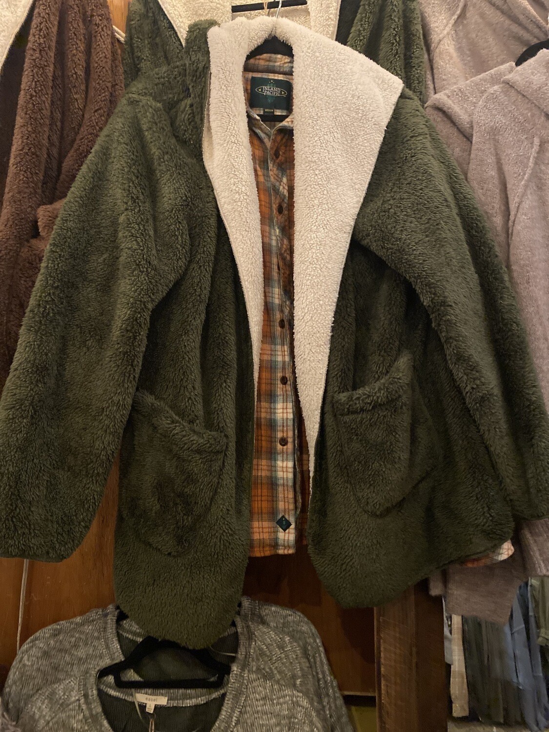 Fluffy Green Sweater With Pockets Fluffy Green Sweater With Pockets
