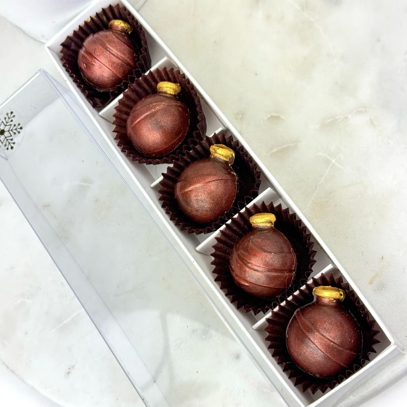 STICKY DATE BAUBLES (5)