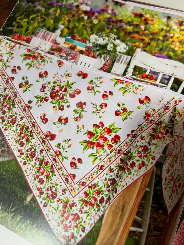 Strawberry Tablecloth