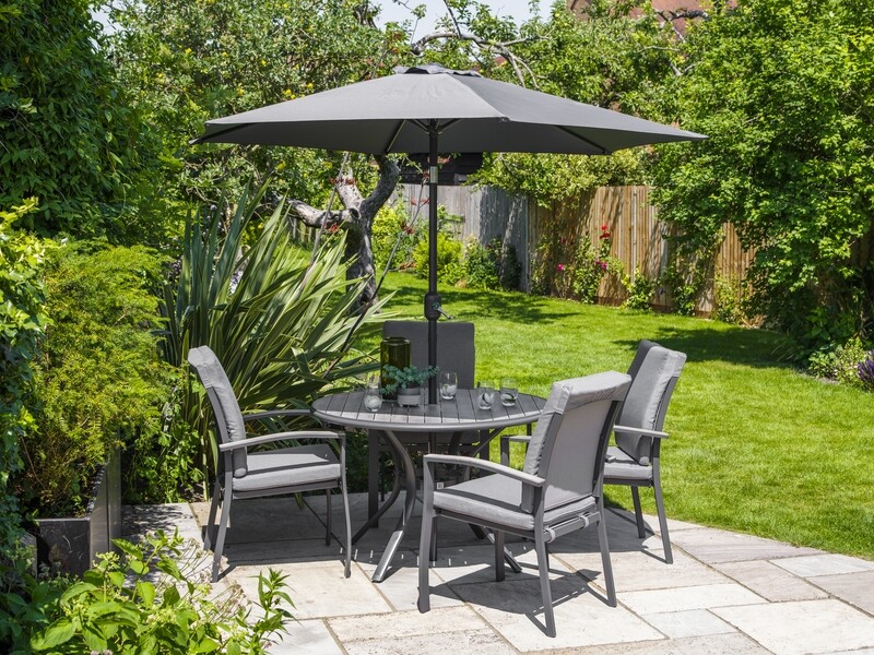 Turin 4 Seat Set with 2.5m Parasol