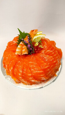 Kireina Sushi Cake