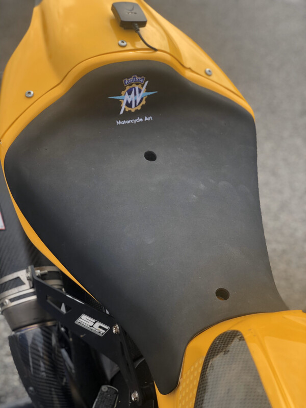 Contoured Seat With Embroidery