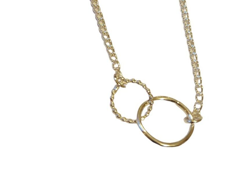 2 circle split chain by Diana King
