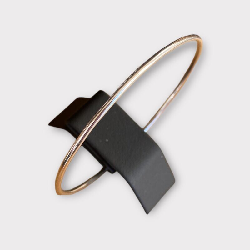 Silver stcking bangle plain by Margaret Rae
