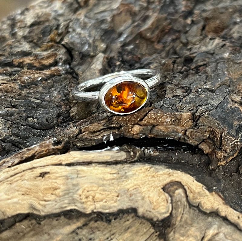 Amber ring by Silverpickle