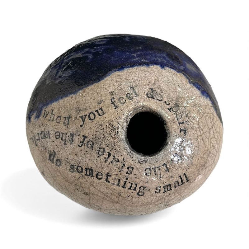 Pebble pot - do something small by Seatree Argyll Pebble pot - do something small by Seatree Argyll