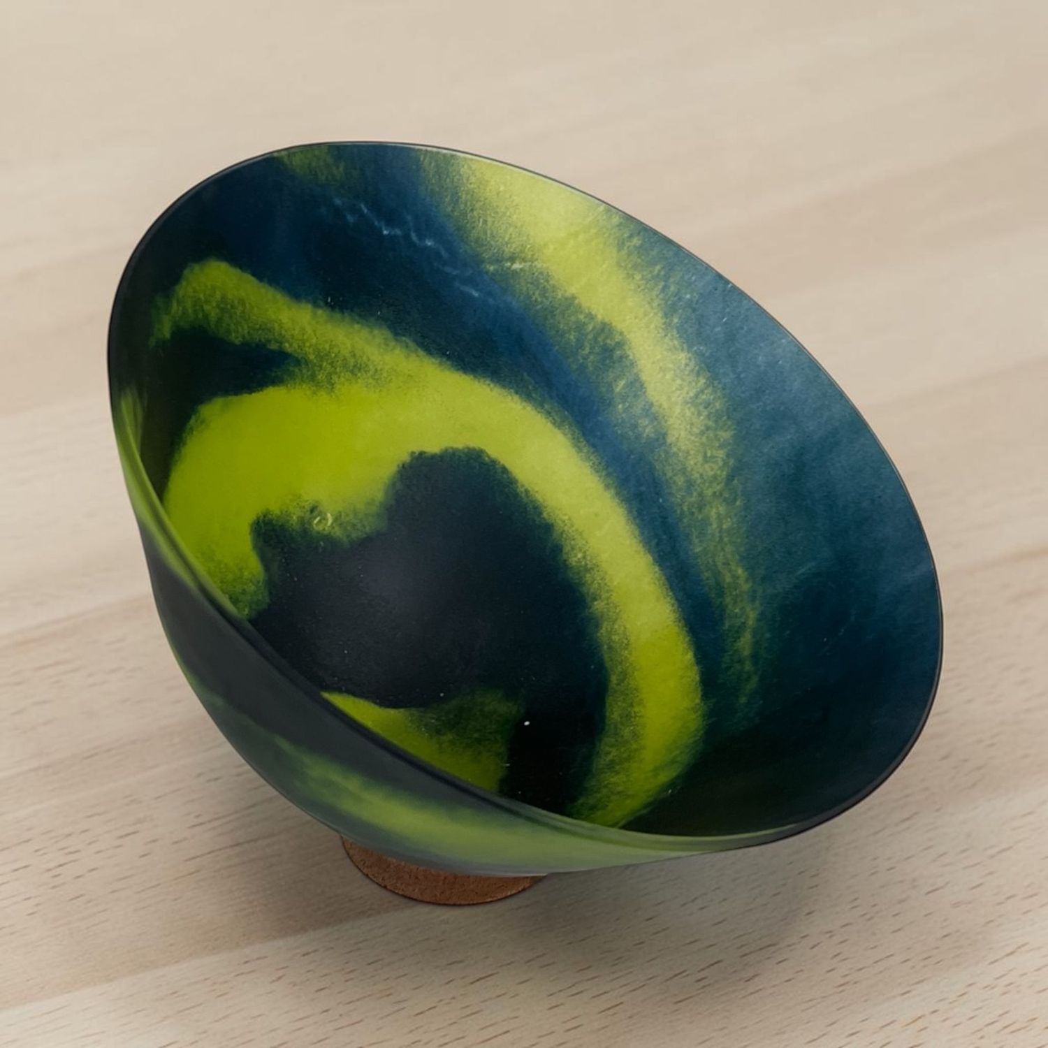 20m glass bowl by Jane Drysdale
