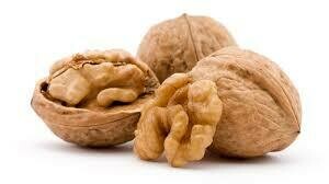 Nueces con cáscara (del país) € / KG