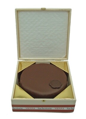 Wiener Sachertorte 500g, für 6 Personen, direkt aus der Backstube Wiener Sachertorte 500g, für 6 Personen, direkt aus der Backstube