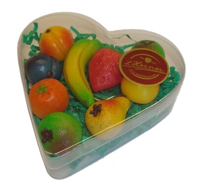 Marzipan Früchte Herz (72g) – Liebevoll gefertigte Marzipankunst aus Wien Marzipan Früchte Herz (72g) – Liebevoll gefertigte Marzipankunst aus Wien