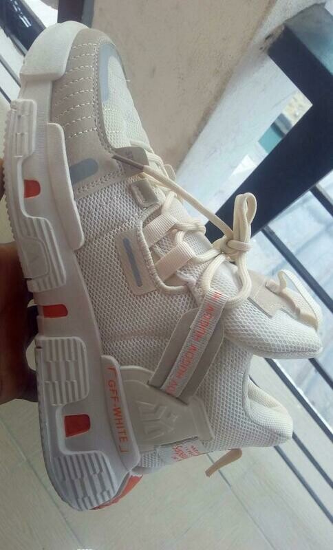 Off White Ankle Cam