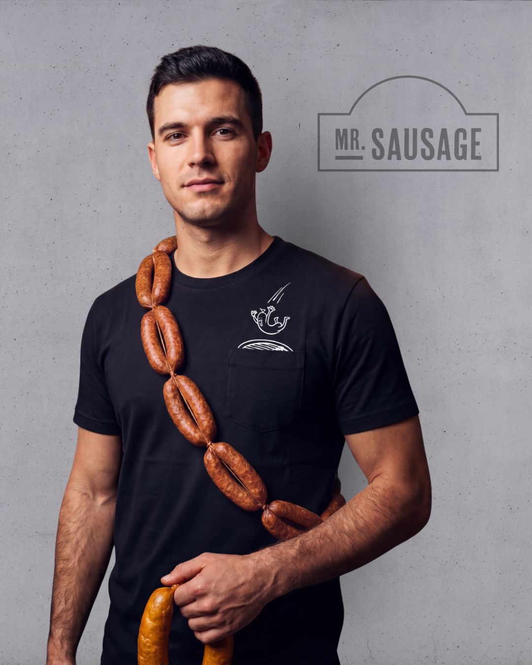 Mr. Sausage T-Shirt Unisex mit Brusttasche schwarz Mr. Sausage T-Shirt Unisex mit Brusttasche schwarz