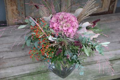 Hortensienpoesie (Farbe der Hortensie kann varrieren)