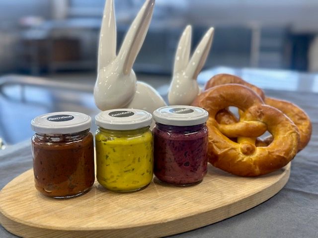 Aufstriche Dreierlei (EiSalat, Hering, Tomaten-Tatar)