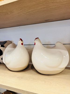 Stoneware Hen