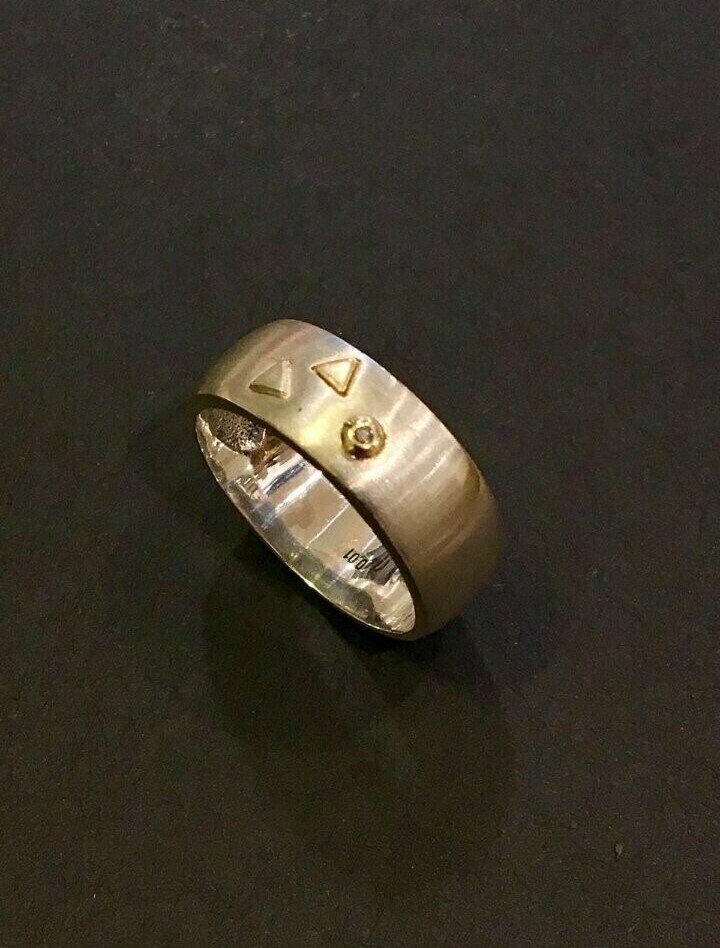 Ring mit Brillant