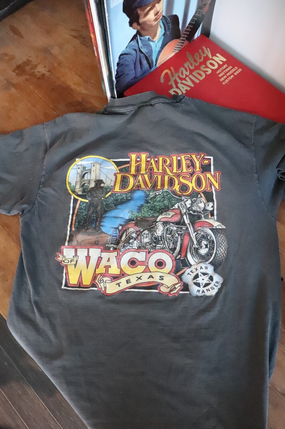 VINTAGE HARLEY DAVIDSON OF WACO - SIZE LARGE
