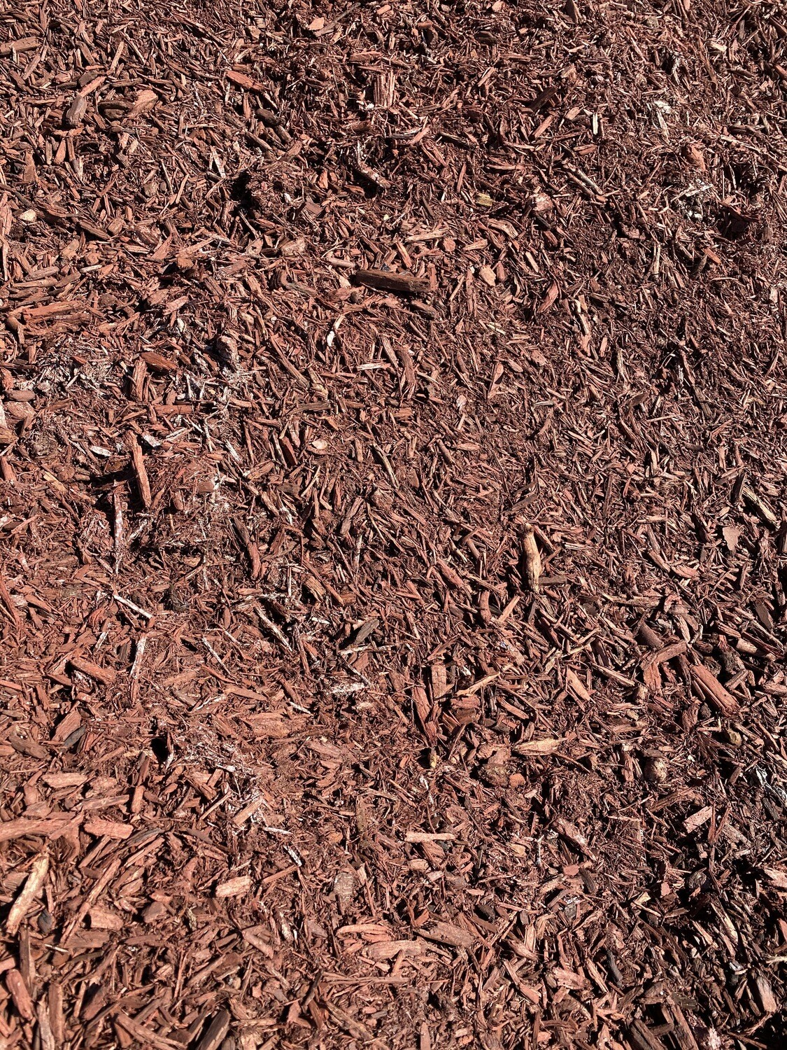 Red Hardwood Mulch