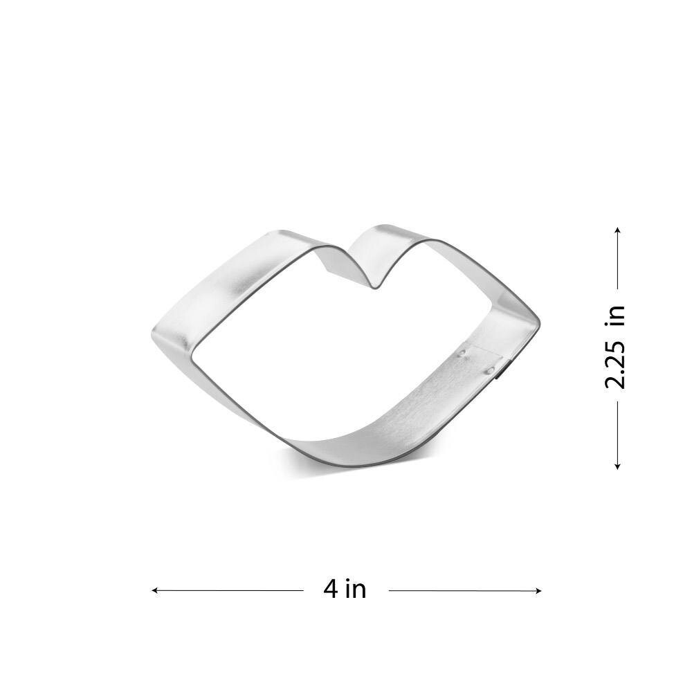 Lipstick Kiss Lips Cookie Cutter 4&quot;