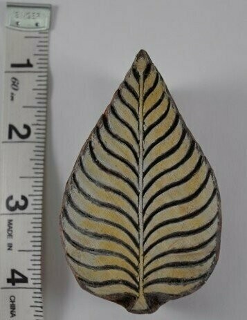 Tall Leaf Small