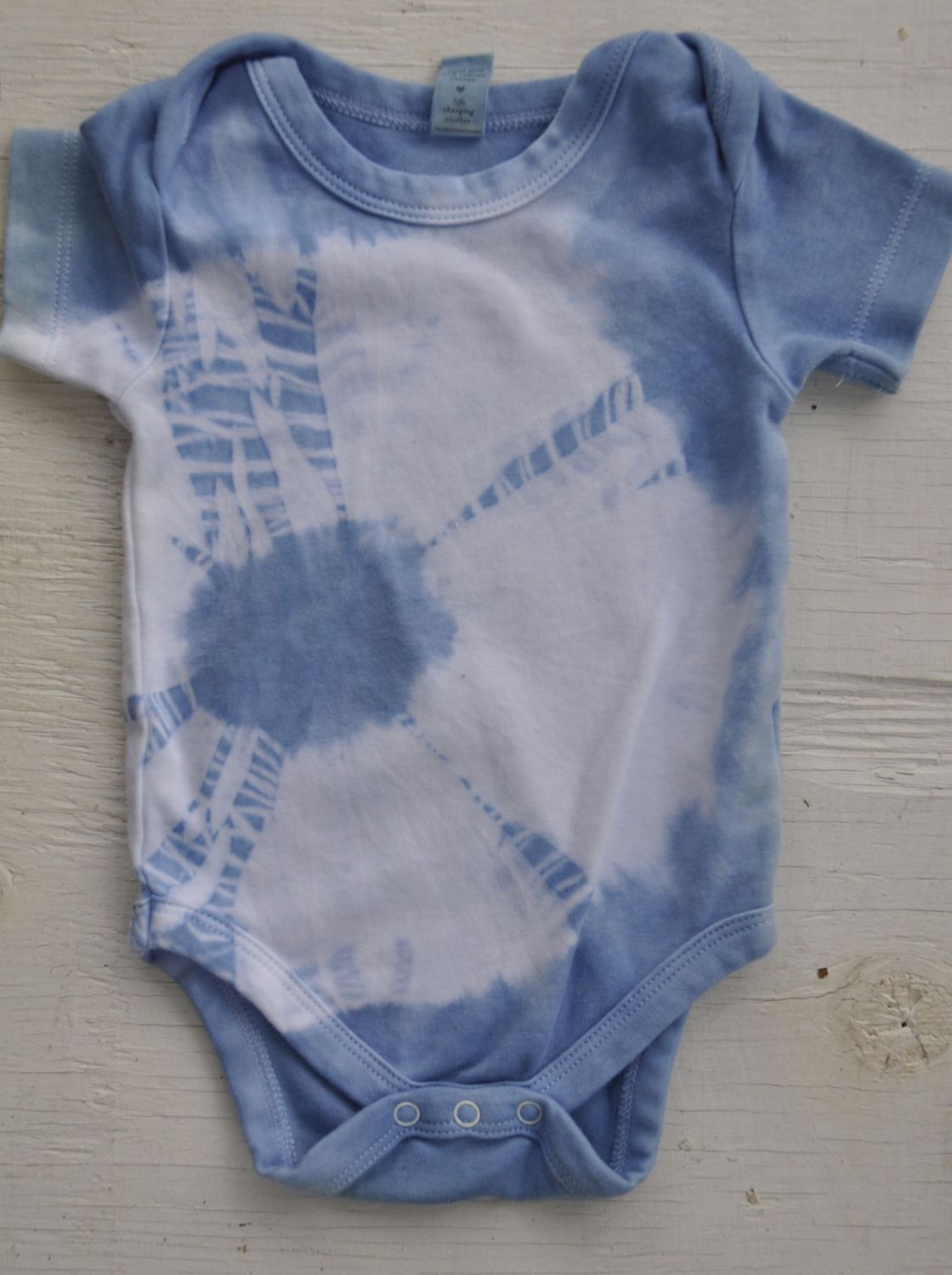 Short Sleeved Web Onsie, light blue