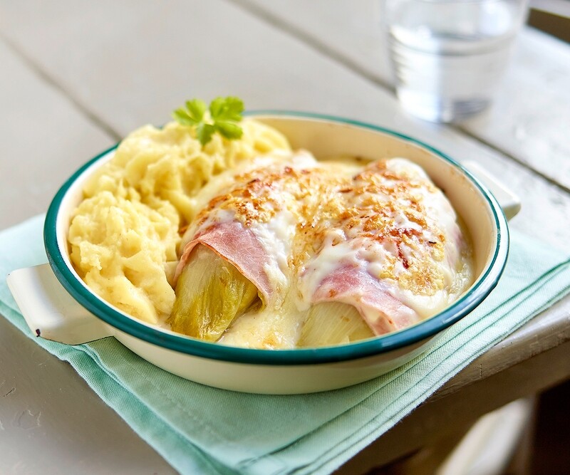 Gegratineerde hespenrolletjes met witloof (450 gr)