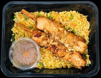 Nasi Goreng met kipsaté