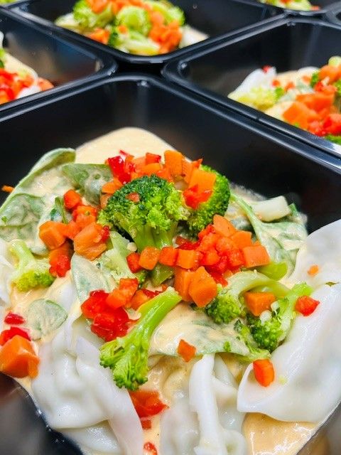 Dumpling in rode curry met groentjes