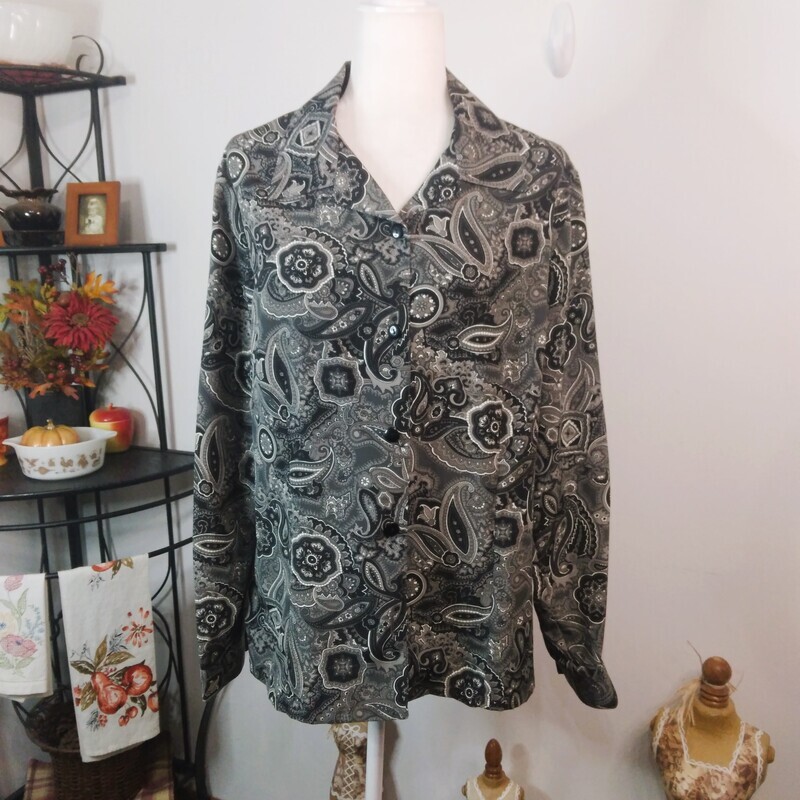 Sag Harbor Sz 16 XL Women&#39;s Grey &amp; Black Paisley Floral Button-Up Blouse