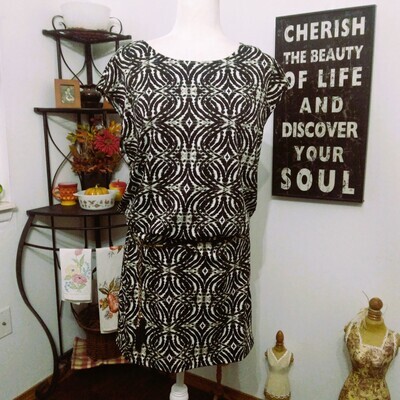 AB Studio Medium Women&#39;s Black &amp; White Blouson Dress w/ Belt