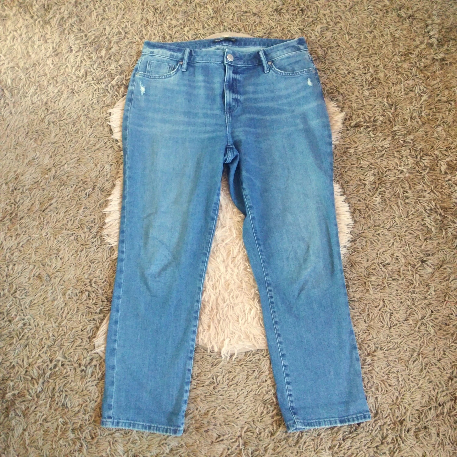 Simply Vera Sz 12 Women&#39;s Mid Rise Stretch Cropped Ankle Jeans