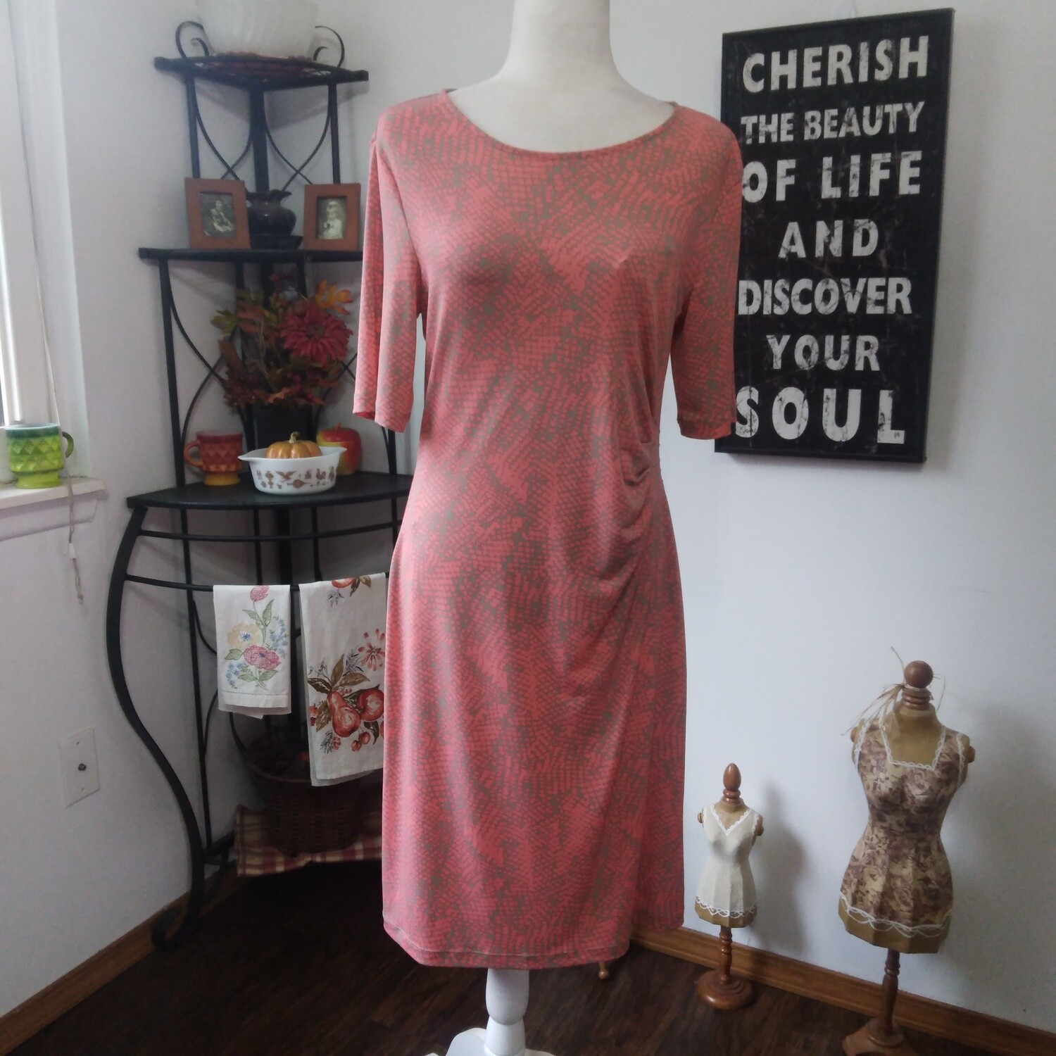 Apt. 9 Medium Women&#39;s Side Ruched Half Sleeve Stretchy Dress