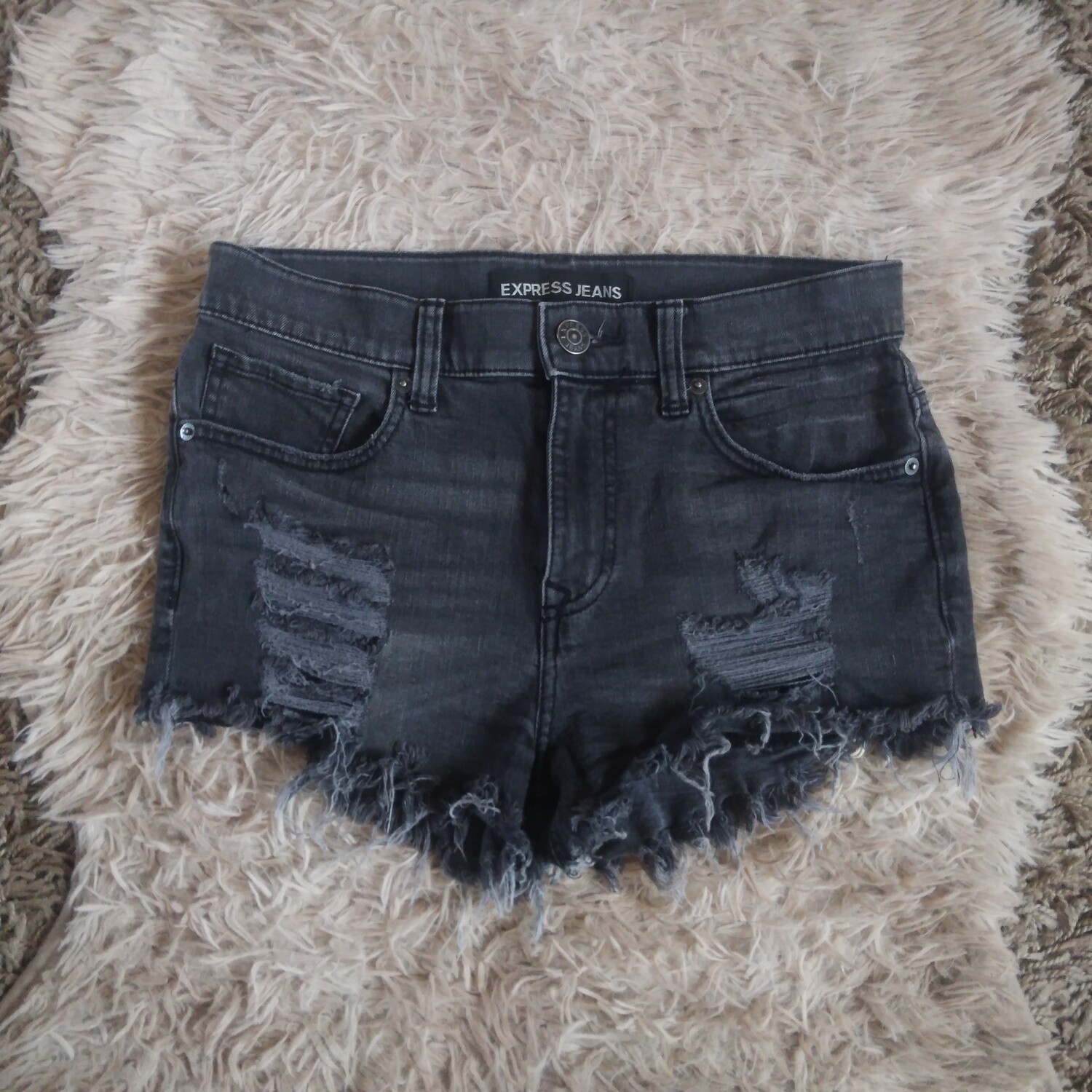 Express Sz 6 Women&#39;s Jrs Grey Distressed High Rise Stretchy Jean Shorts