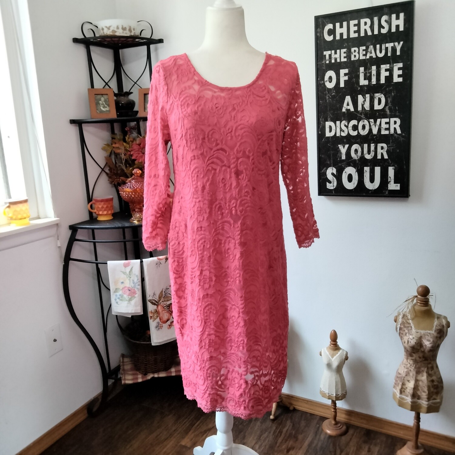 Jessica Simpson Medium Maternity Women&#39;s Pink Lace Dress