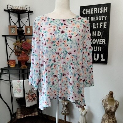 Elle Large Women&#39;s Lt Green Floral Crewneck Lightweight 3/4 Sleeve Blouse
