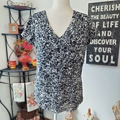 Valerie Stevens XL Women&#39;s Black &amp; White Short Sleeve V-Neck Stretchy Blouse