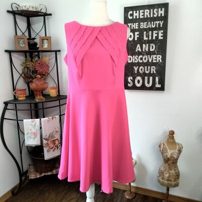 Dressbarn Sz 14 Women's Dark Pink Sleeveless Shift Dress