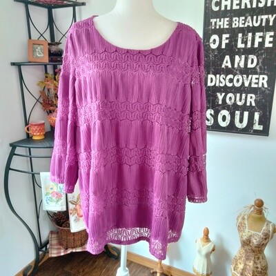 Catherine&#39;s 1X Women&#39;s Purple Textured Lined Stretchy Plus Size Blouse