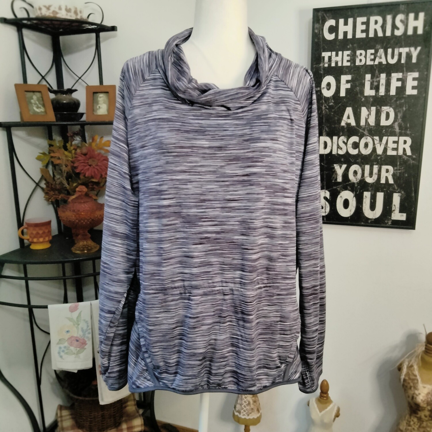 Champion XXL Women&#39;s Purple &amp; White Cowl Neck Long Sleeve Sweatshirt